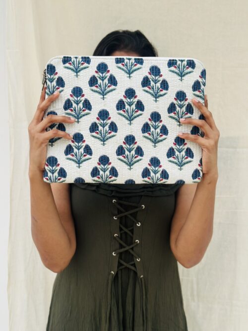 LAPTOP SLEEVE - Day Dreamer