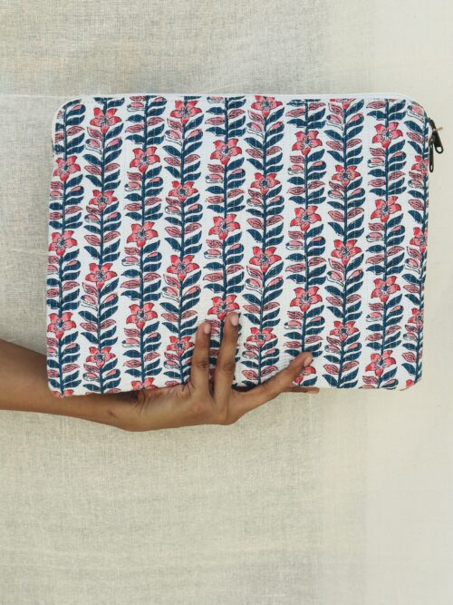 LAPTOP SLEEVE - Love Letter